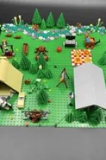 Complete Kampeer en Avonturenset 675 Stuks Inclusief Tent, BBQ Grill, Picknickplaats, Bosdieren en Kampeeraccessoires Compatibel met LEGO Educatief Speelgoed voor Kinderen vanaf 3 Jaar